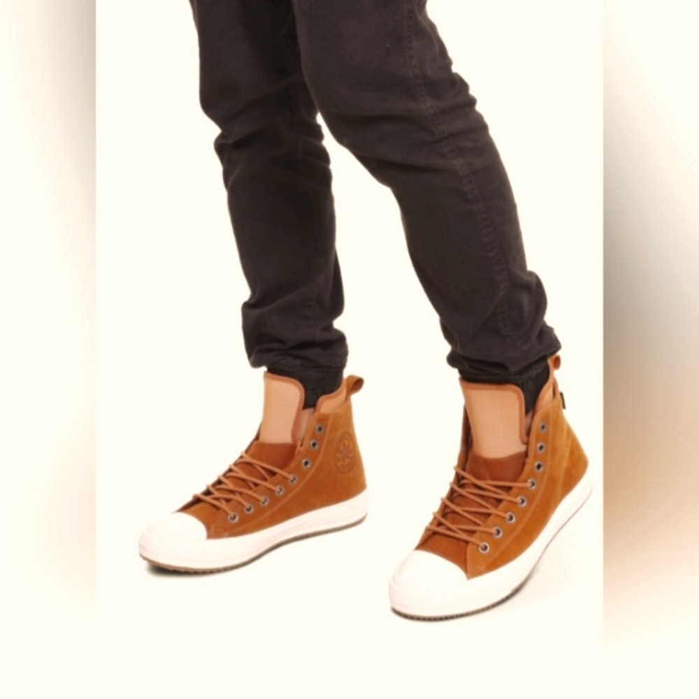 Converse CTAS WP Boot HI Unisex Skateboarding-Shoes